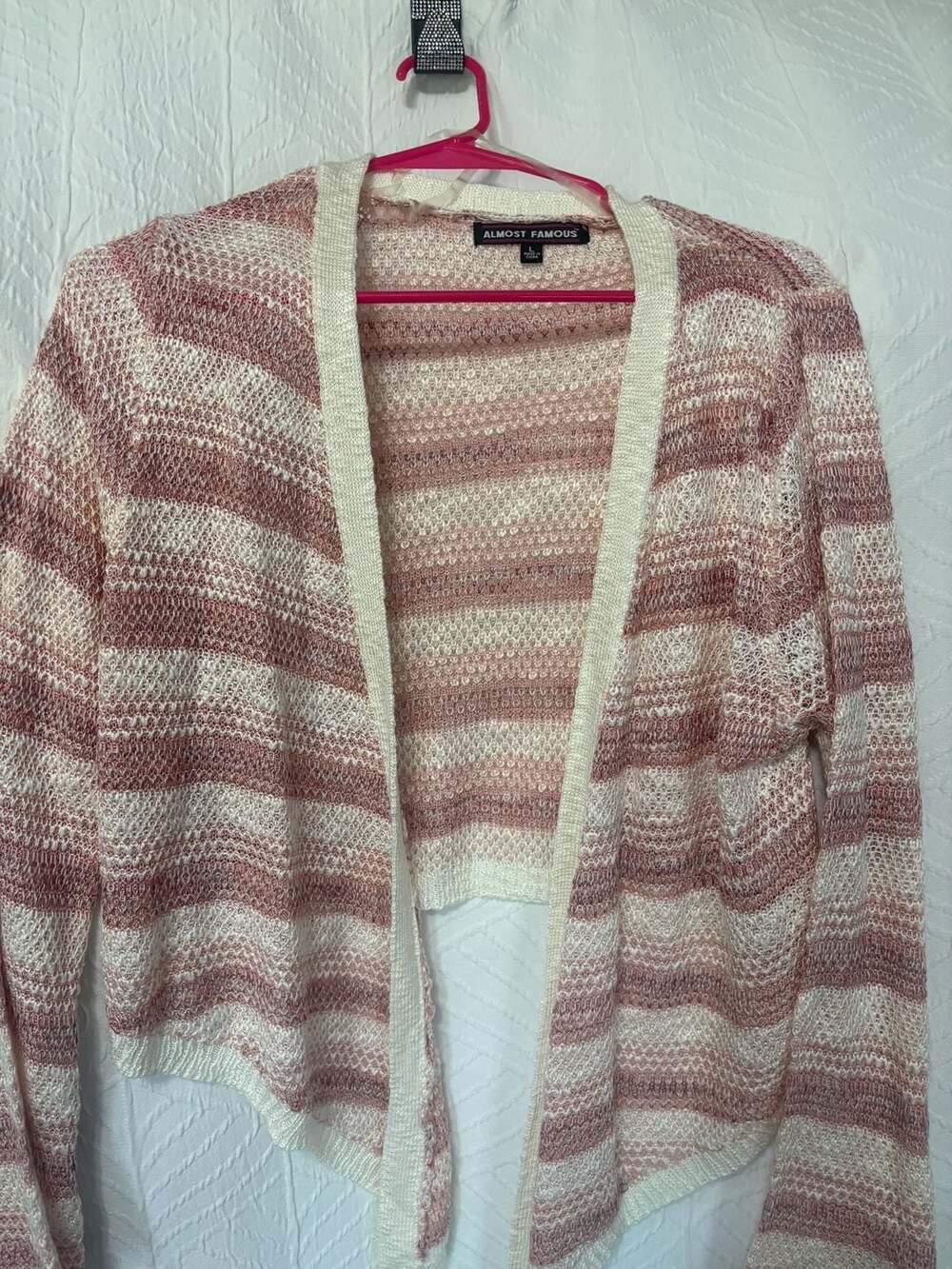Almost Famous Women's Pink/White Striped Open Front Cropped Cardigan Size Large